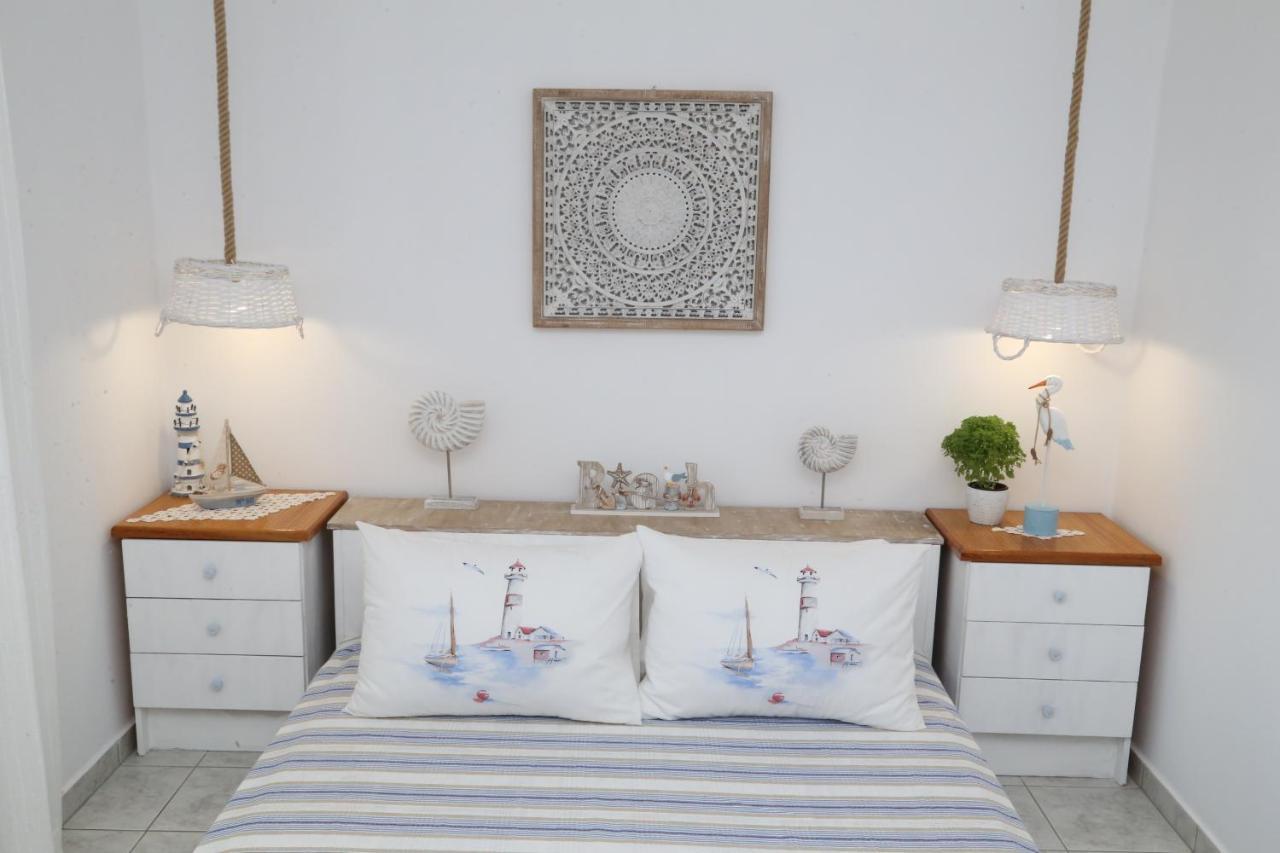 Petalida Apartment เกราโมตี ภายนอก รูปภาพ